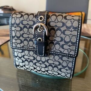 Coach Black and Gray Patterned Wallet